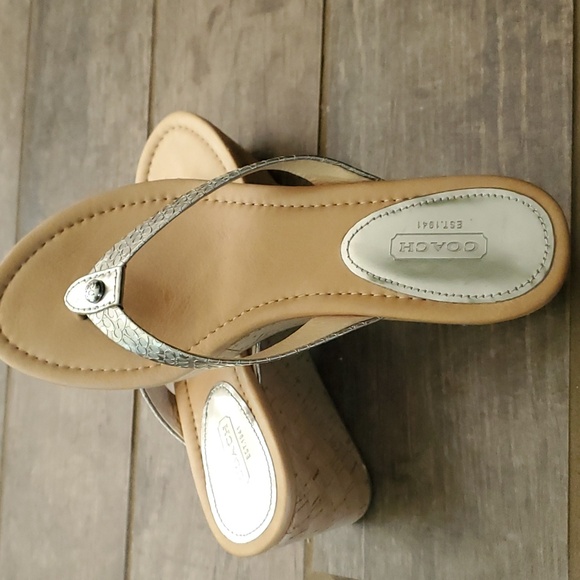 💥 New Coach wedge sandals size 8 1/2 - Picture 5 of 6